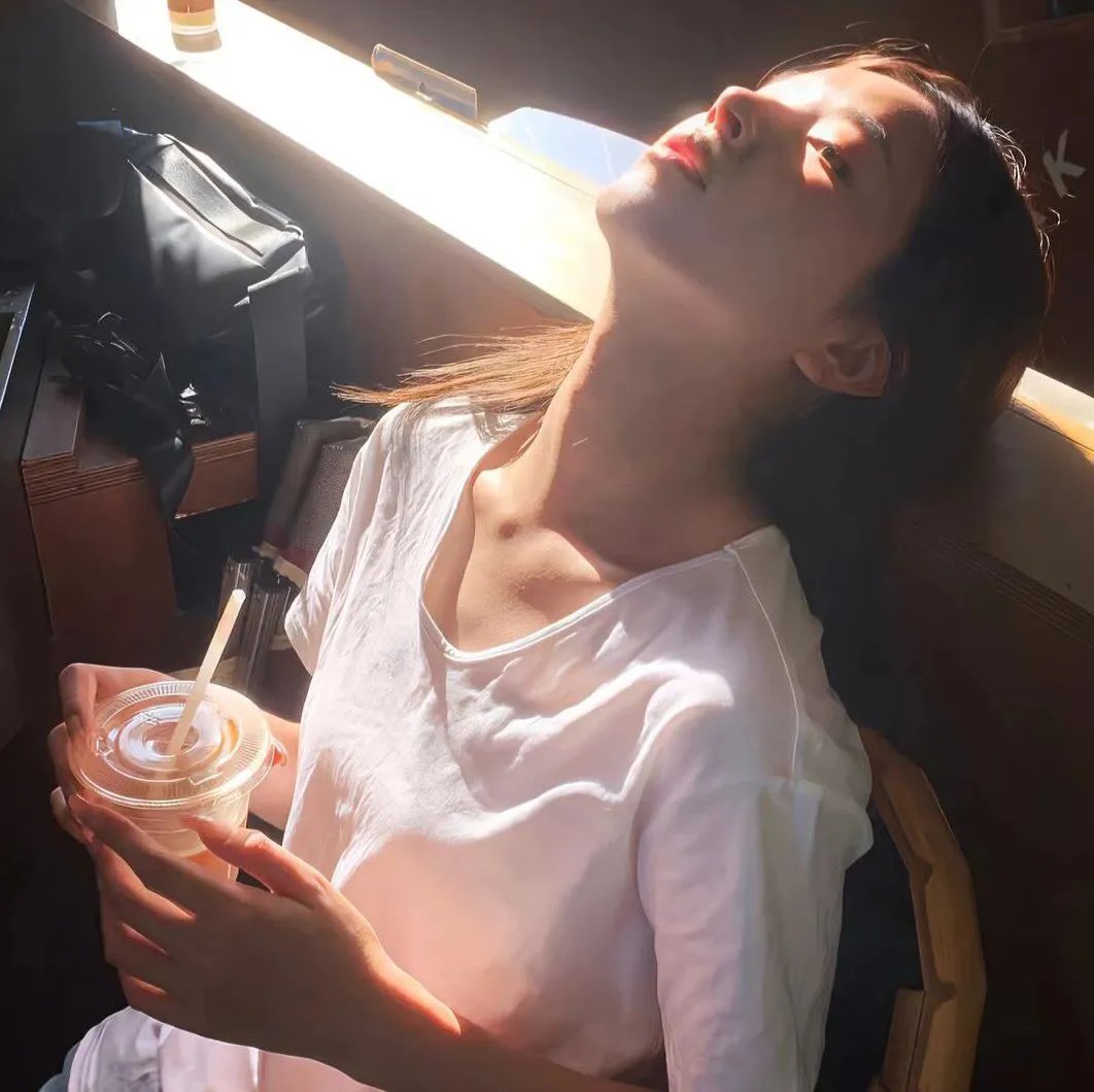 抓住圣诞老人海报